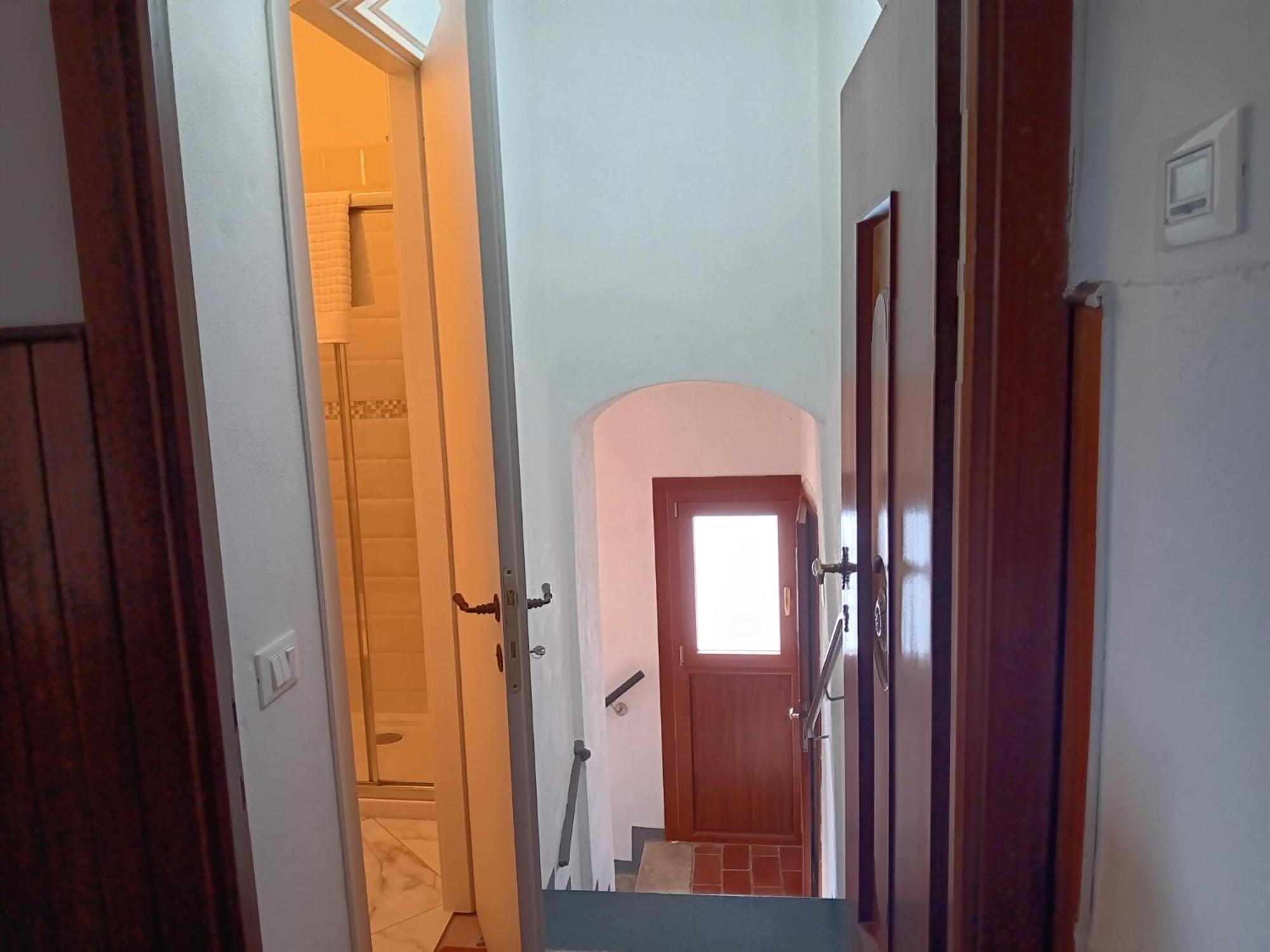 Monti Guesthouse Monti di Licciana Nardi Extérieur photo